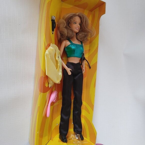Britney Spears Video Performance Collection Doll - Picture 5 of 5